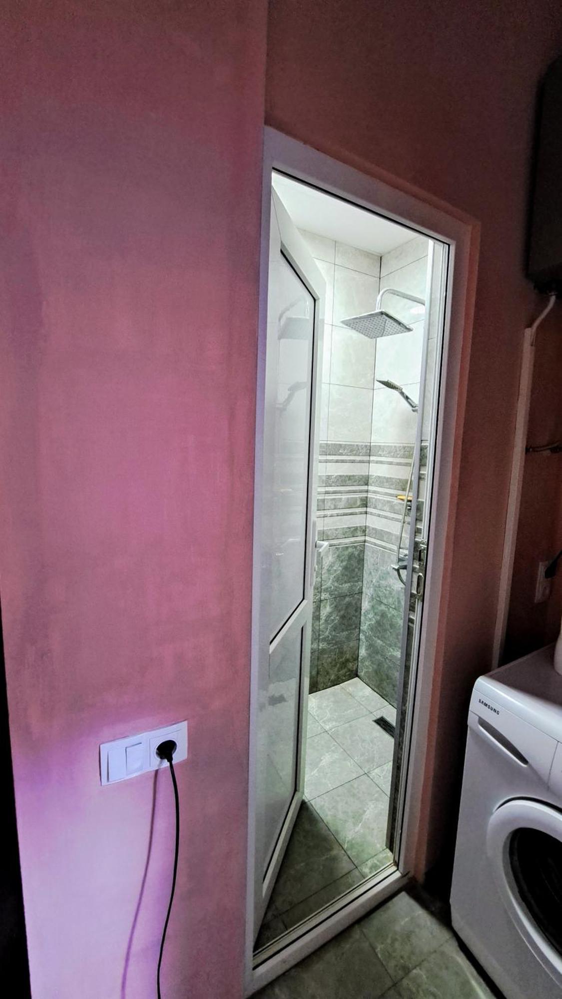 Beautiful Apartment In Old ティビリシ エクステリア 写真